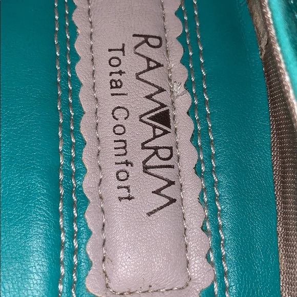 🌸3 for $50 | Ramarim flats - Picture 3 of 4